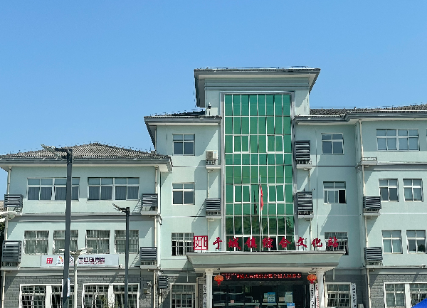 創(chuàng)能正能量：職工搶修獻(xiàn)血車，好人好事成風(fēng)景！